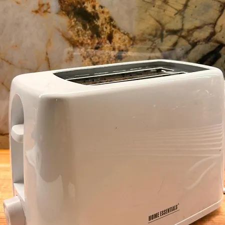 Miodowy 霍茹夫